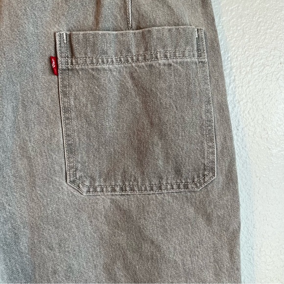 Levi’s Utility Shorts - Picture 4 of 7